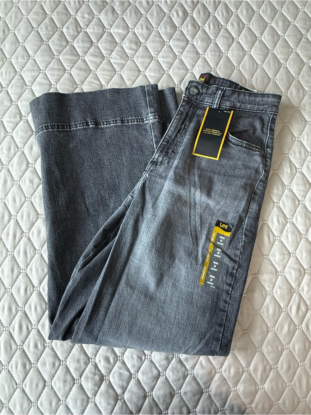 NWT Lee Women's Legendary Style Trouser Jeans Size 8 Short Gray Wide Leg